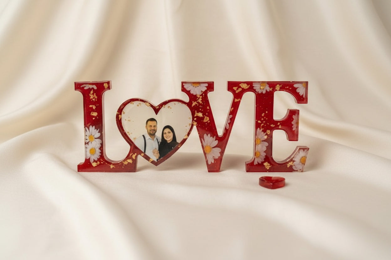 Personalized LOVE Resin Photo Frame – Custom Couple Gift | Valentine Anniversary Wedding