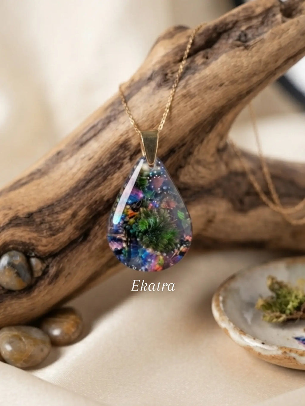 Resin Pendent