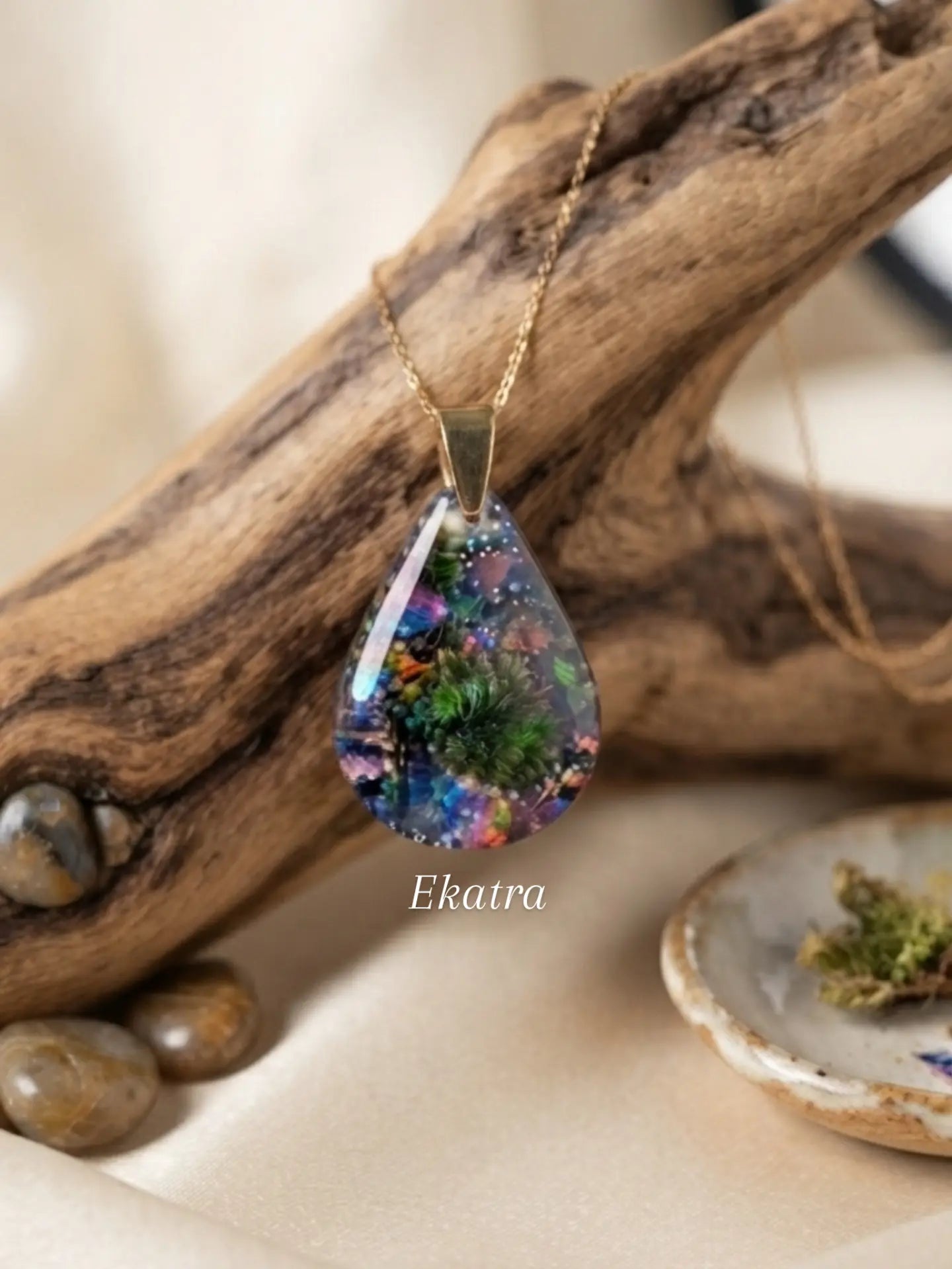 Resin Pendent